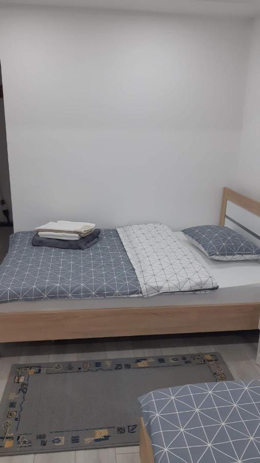 Apartman Abramovic Topusko Esterno foto